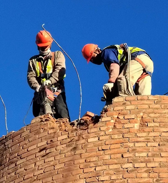 1706583286865713.jpg 670cef37b8492927cdd2c238322dc95.jpg